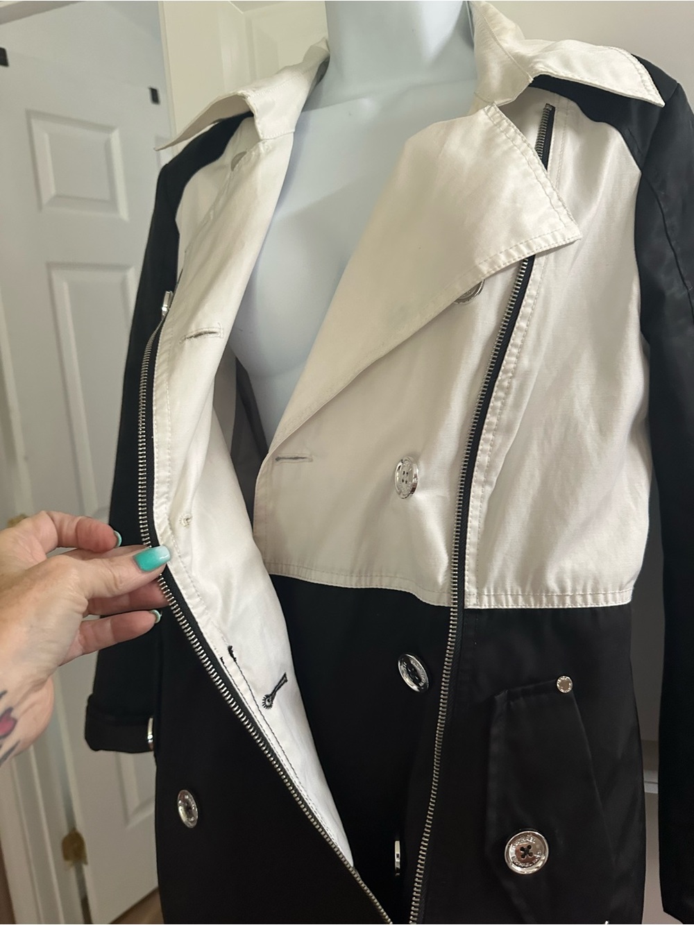 Michael Kors Black and Cream Colorblock Trench Coat - Picture 3 of 6